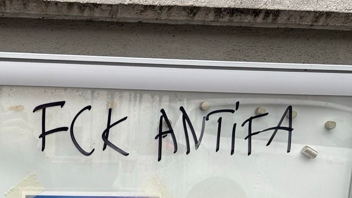 Du betrachtest gerade Monitoring zu (extrem) rechten, rassistischen, nationalistischen, antisemitischen und verschwörungsideologischen Vorfällen in Südhessen